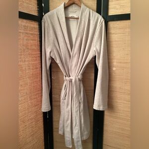 💗 UGG fleece robe Sz L beige wrap style EUC cozy spa neutral multi season